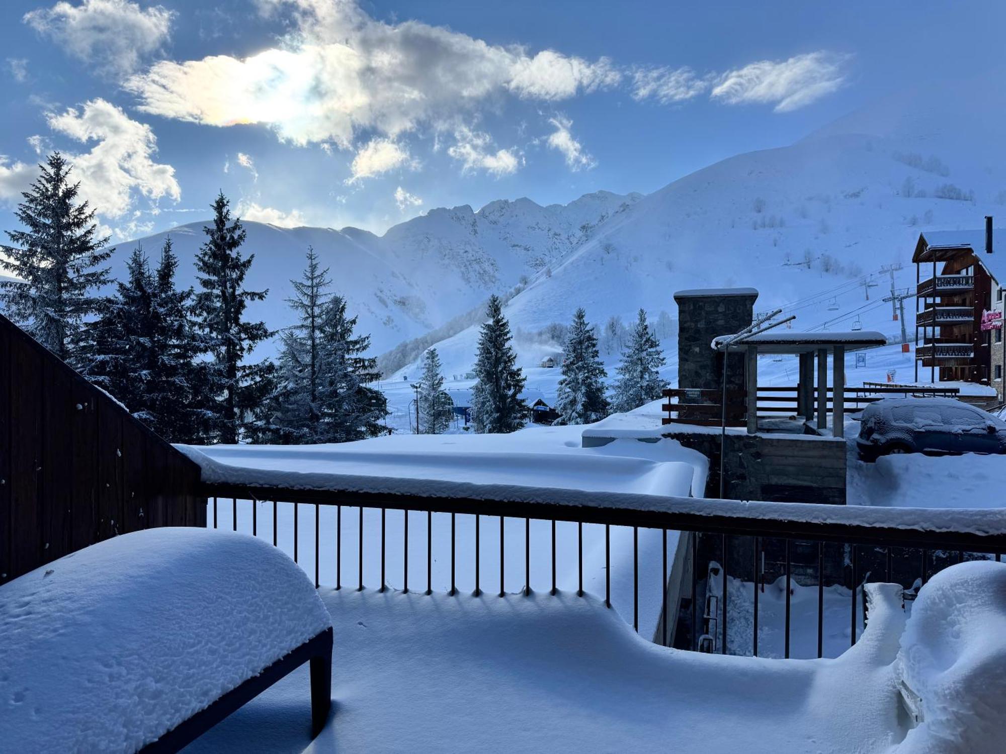 Charmant Appartement Au Pied Des Pistes, Avec Une Spacieuse Terrasse Ensoleillee Gouaux-de-Larboust エクステリア 写真