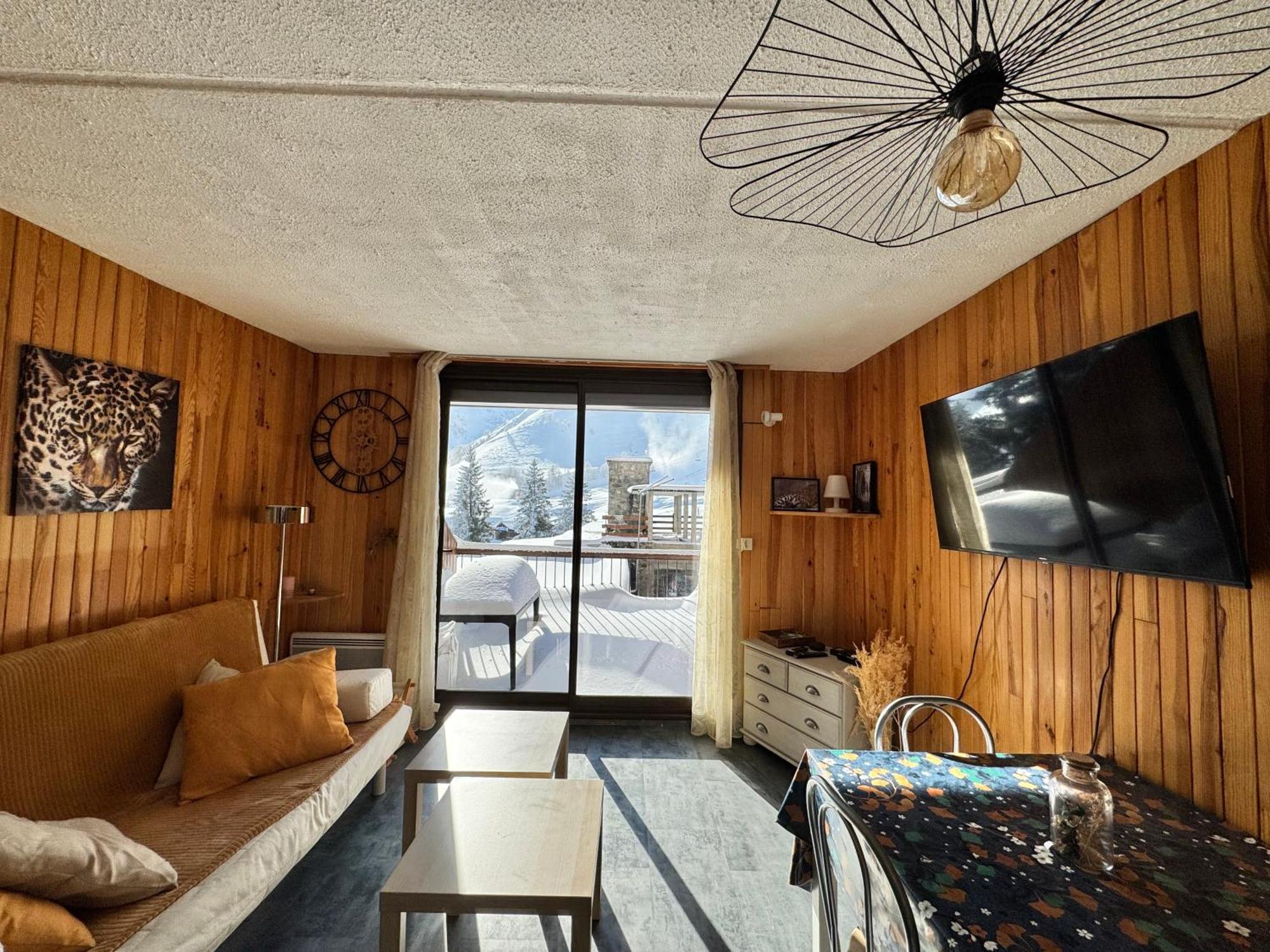 Charmant Appartement Au Pied Des Pistes, Avec Une Spacieuse Terrasse Ensoleillee Gouaux-de-Larboust エクステリア 写真